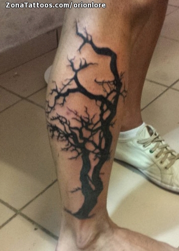 Tatuaje de Árboles, Pierna